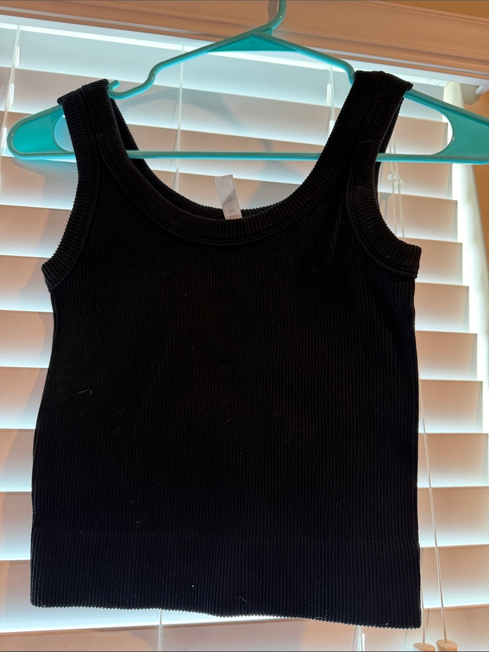 Zenana Outfitters Black Ribbed Scoop Neck Tank